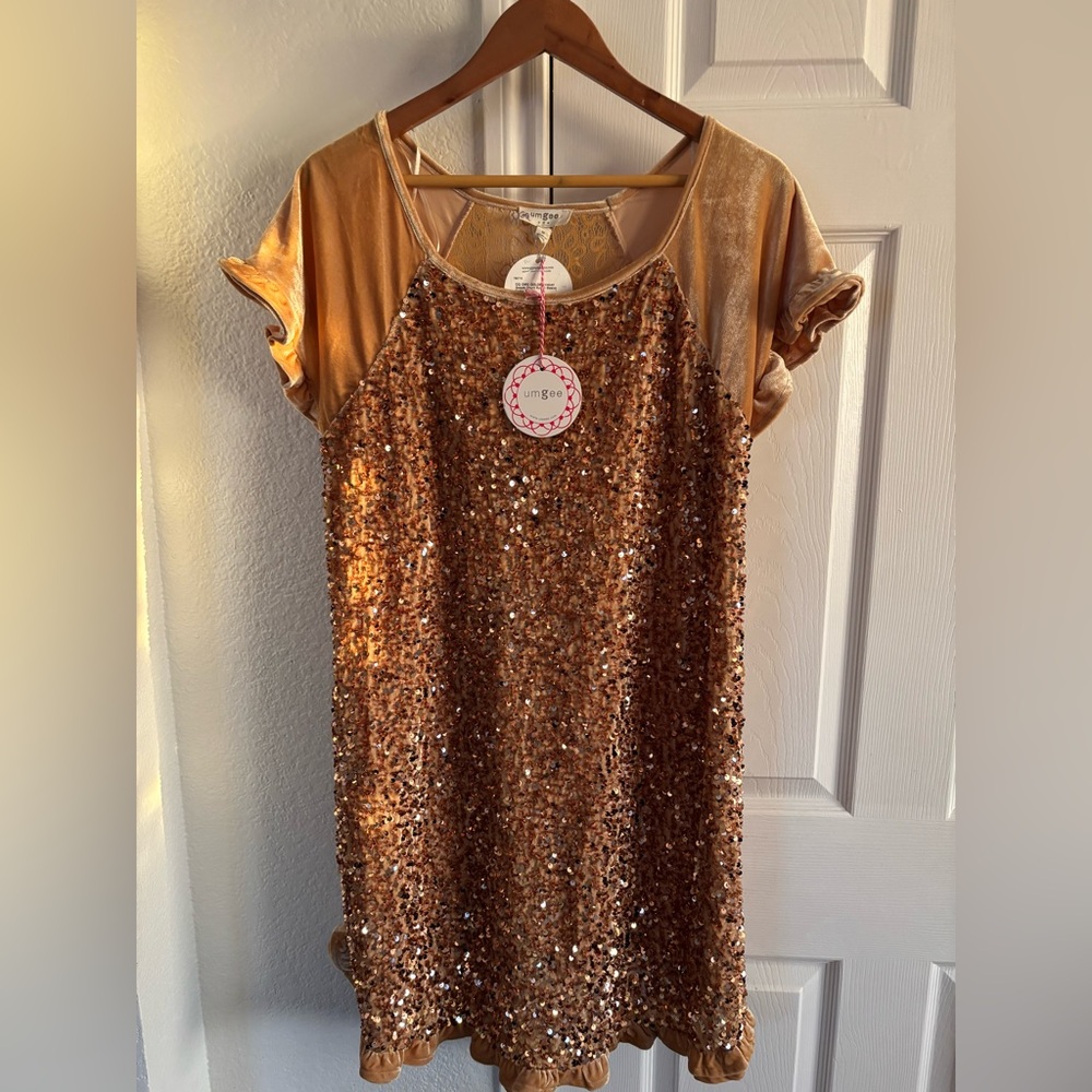 Umgee Camel Sequins Velvet Dress Ruffled Sleeves‎ Size M